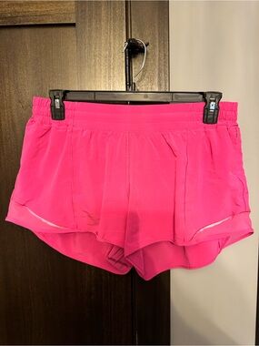 Lululemon Hotty Hot 4" Low-Rise Shorts in Sonic Pink